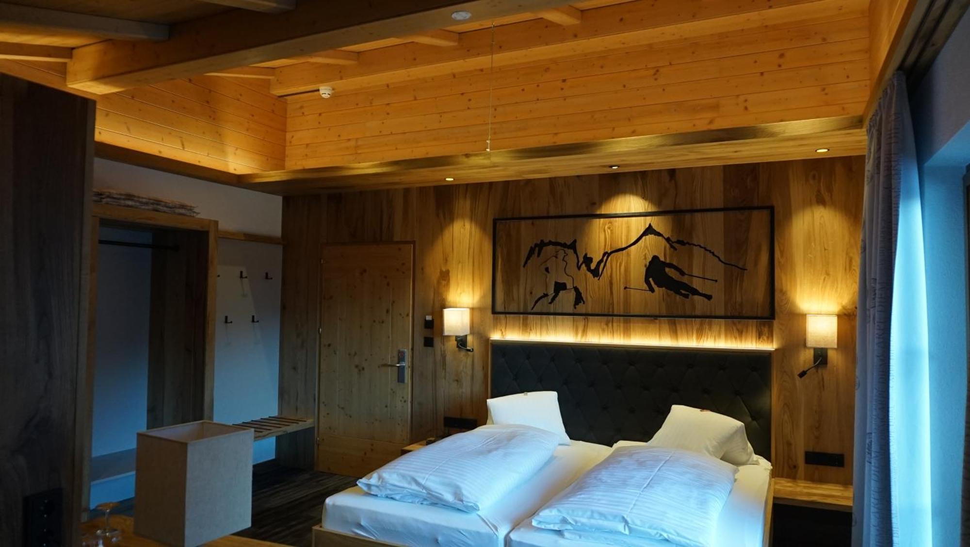 Alpin Panoramahotel Laerchenhof Heiligenblut Bagian luar foto